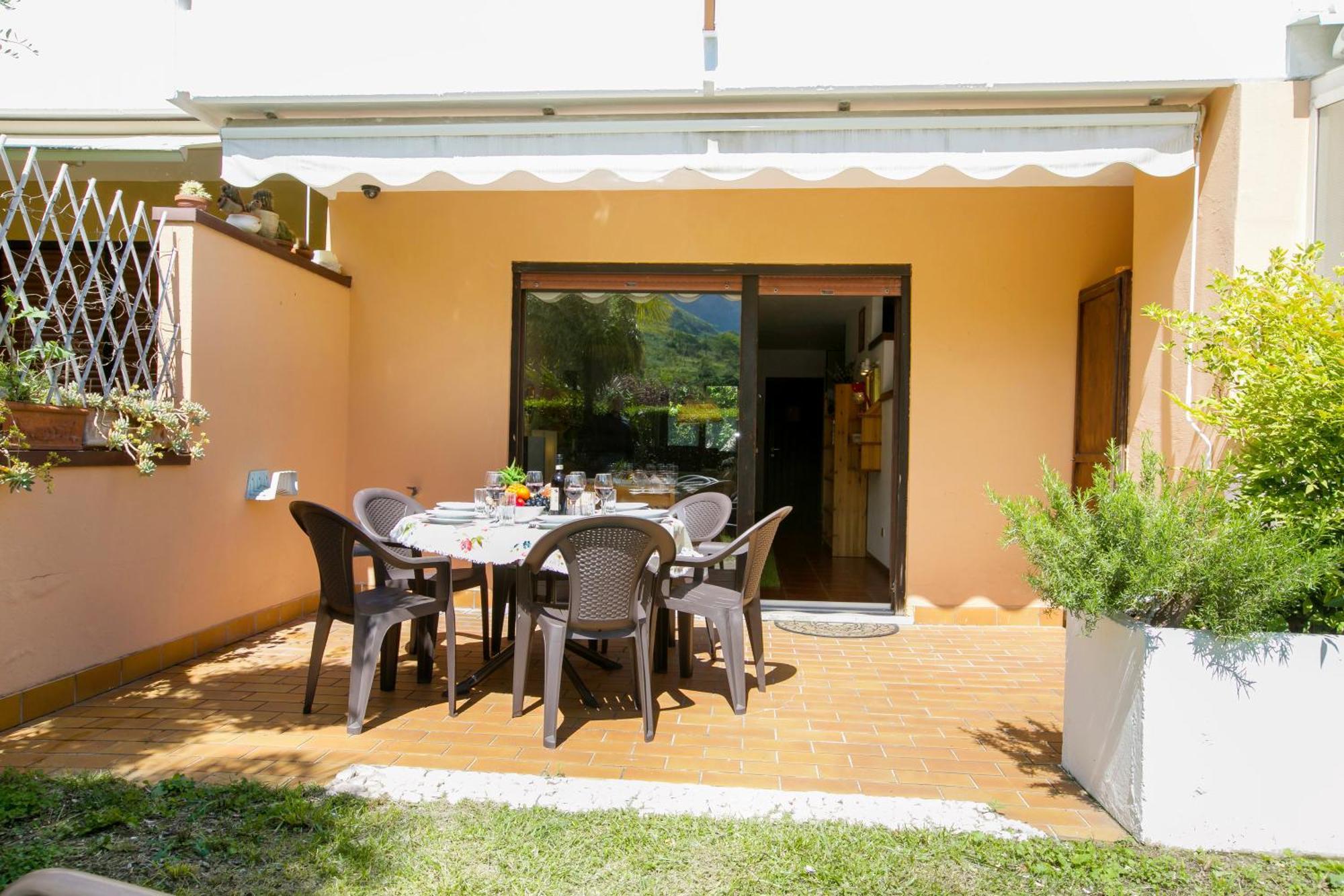 Residence Christina Due Laghi - Happy Rentals テンノ エクステリア 写真